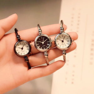 Relógios De Pulseira Pequenos Simples Feminino De Aço Inoxidável Retro Pulso De Quartzo Fashion Casual - RedShopdescontos